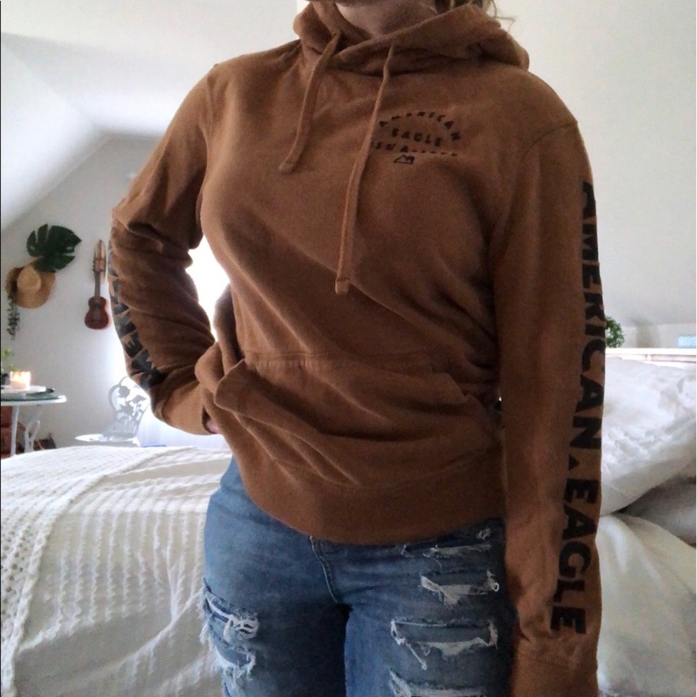 American eagle khaki sweatshirt